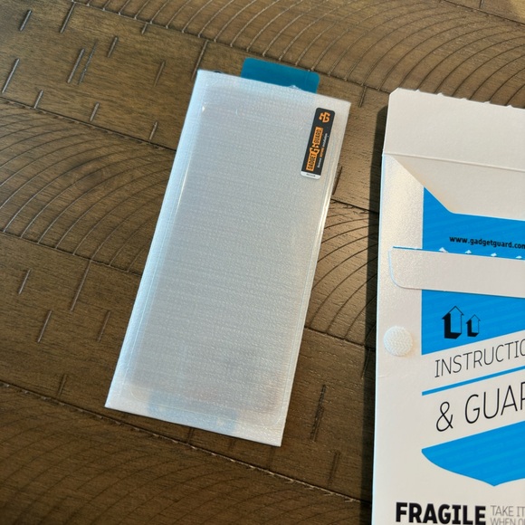 🆕 GADGET GUARD | x2 Tempered Glass Display Guard | iPhone XS Max/ 11 Pro Max 📲 - Picture 8 of 9